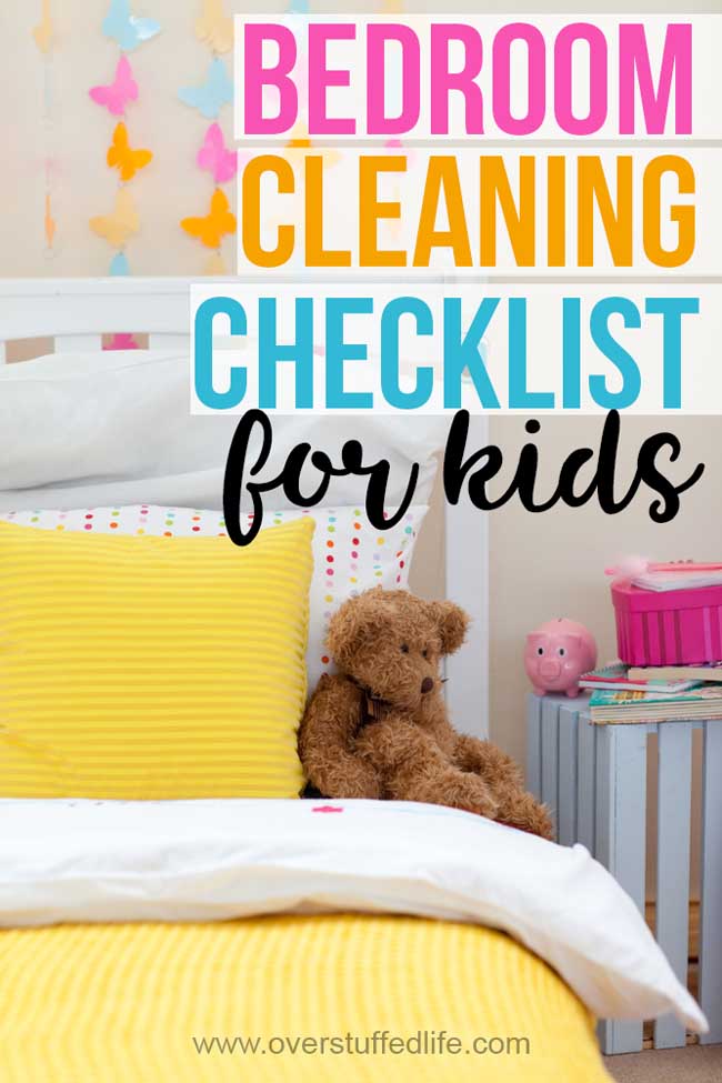 Kid clean is very different from Mommy clean! Teach your kids to clean their bedrooms by themselves without getting overwhelmed with this free printable checklist.
