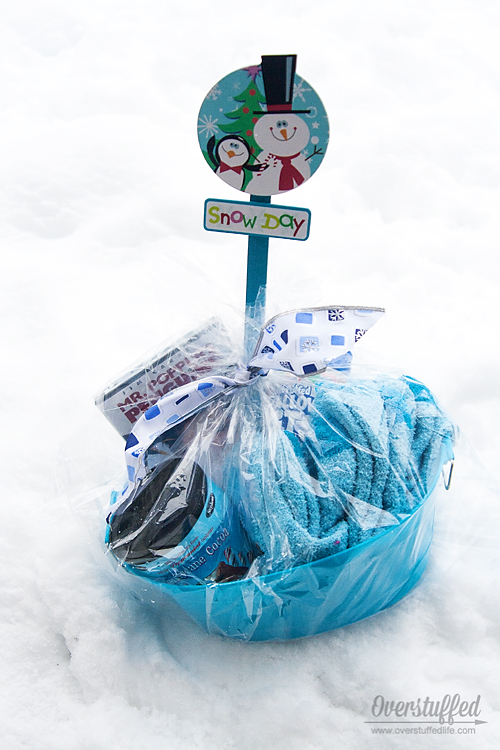 How to make a snow day survival kit. Easy and affordable!