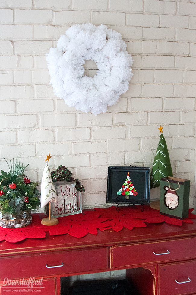 Rustic Christmas decorations.