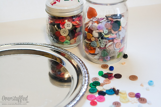 Use dollar store trays and your button stash to make fun Christmas decor.