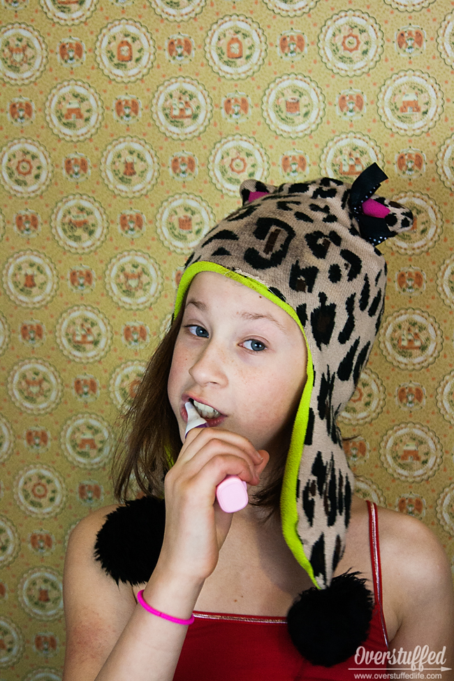 How to get your kids to brush their teeth the FUN way! #overstuffedlife