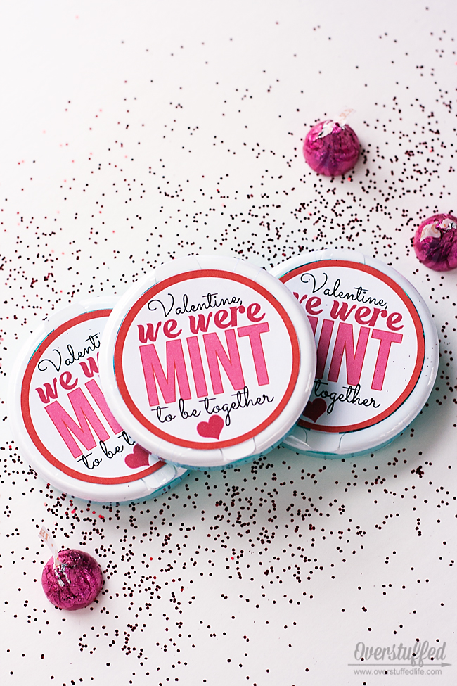 Using the round Ice Breakers mint containers, make this cute Valentine's Day gift for anyone you're "mint" to be with! Free printable download. #overstuffedlife