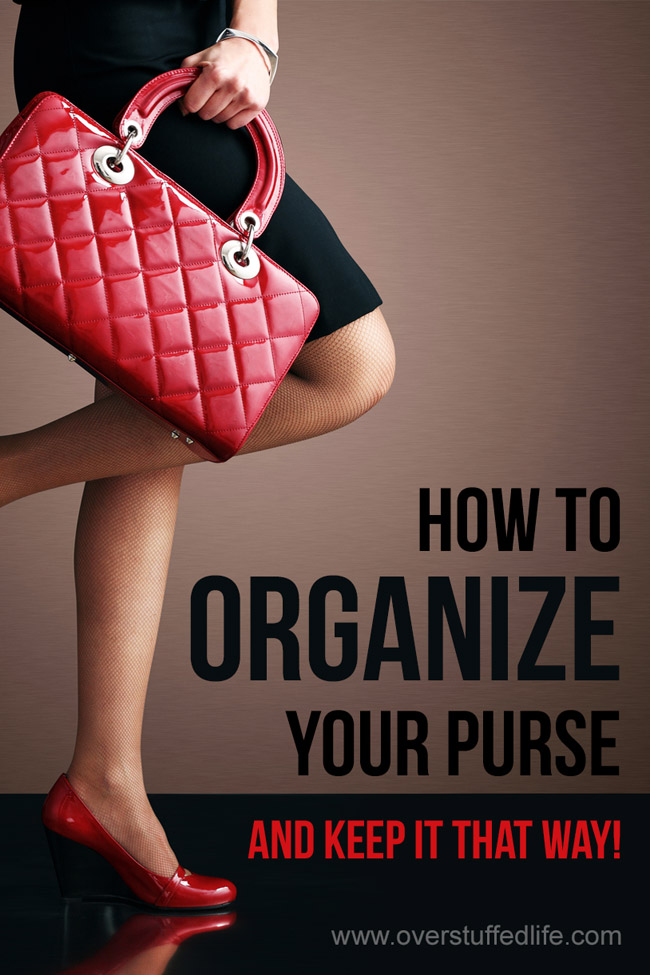 This easy trick will help you organize your purse so you can find everything you need without digging for it!