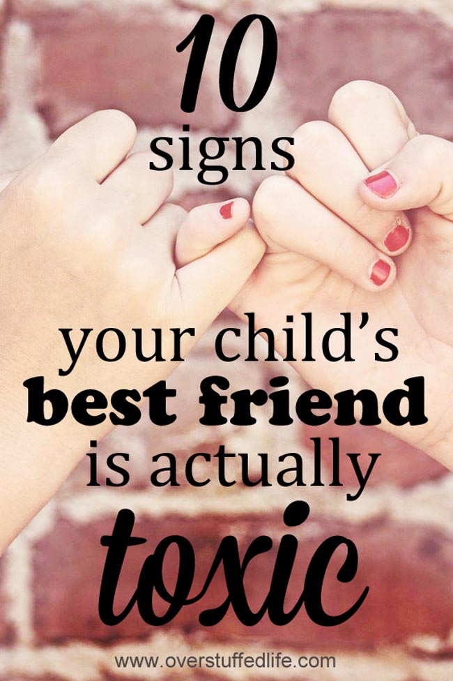 signs of a toxic friend | toxic friendship in kids | bullying | how to know your child is being bullied | cyberbully | bully