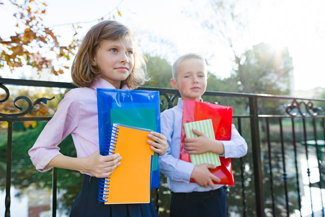 Is your child starting a new school after a move or other life transition? Here are several ideas for parents that will help kids adjust to being the new kid.