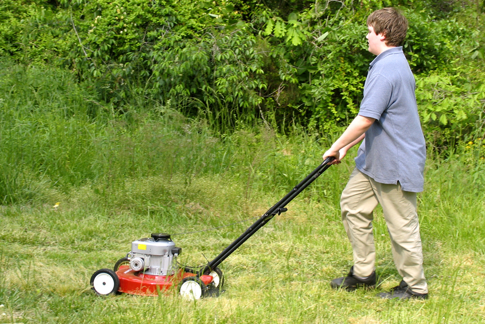 5 Reasons Kids Should Do Household Chores