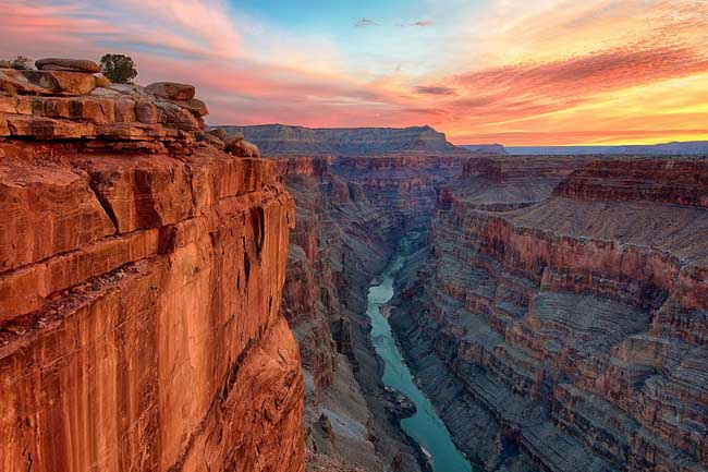 Southern Utah travel | Kanab, Utah | Grand Canyon | Zion National Park | Grand Canyon | Bryce Canyon | Duck Creek | Near Cedar City | Heritage House Museum | Best Friends Animal Sanctuary