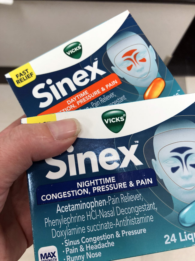 Sinex brand decongestant liquicaps