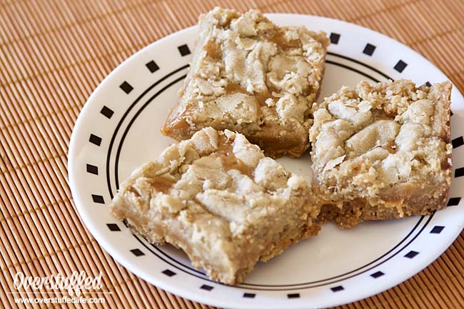 These gluten free caramel cookie bars feature a salted caramel filling sandwiched between a shortbread cookie crust is a perfect dessert for caramel lovers. They are so good that everyone will be asking for the recipe! 